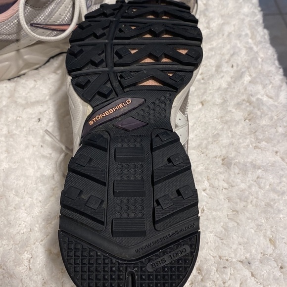 Womens Nike sneakers size 10 - Picture 5 of 7